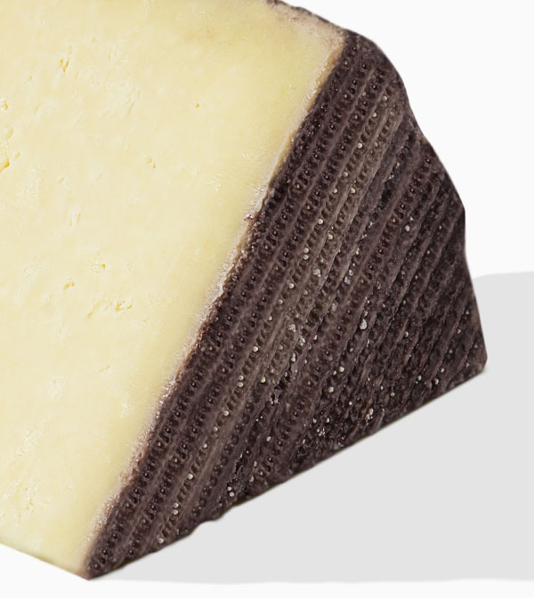 Manchego Schapenkaas 6 Maanden Gerijpt In Rodewijn 250 Gr Queso Manchego Curado Al Vino Tinto Lekkers Uit Spanje